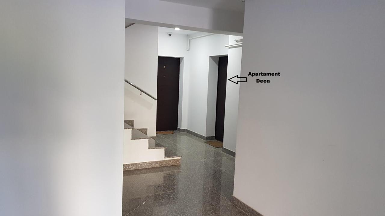 Apartament Deea นาโวดาริ ภายนอก รูปภาพ