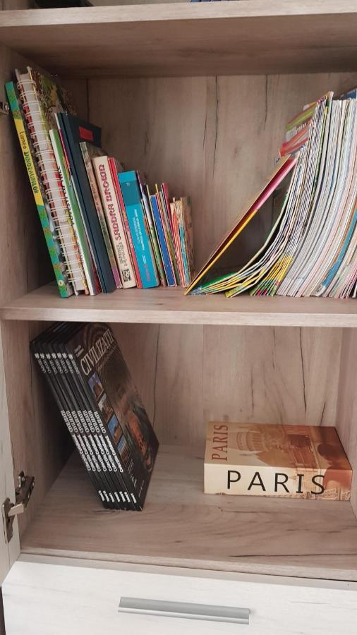Apartament Deea นาโวดาริ ภายนอก รูปภาพ